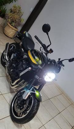KAWASAKI Z900RS 